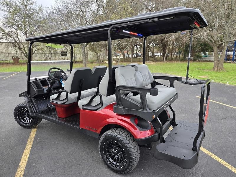 2026 E-Z-GO Express 6 Summit XTL ELiTE 4.2 - Image 2
