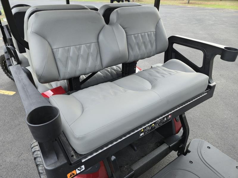 2026 E-Z-GO Express 6 Summit XTL ELiTE 4.2 - Image 6
