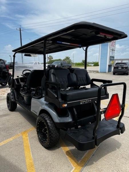 2026 E-Z-GO Express 6 Summit XTL - Gas - Image 2