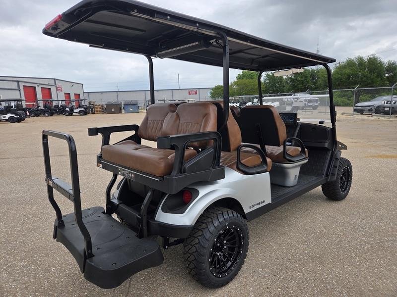 2026 E-Z-GO Express 6 Summit XTL - Lithium - Image 5