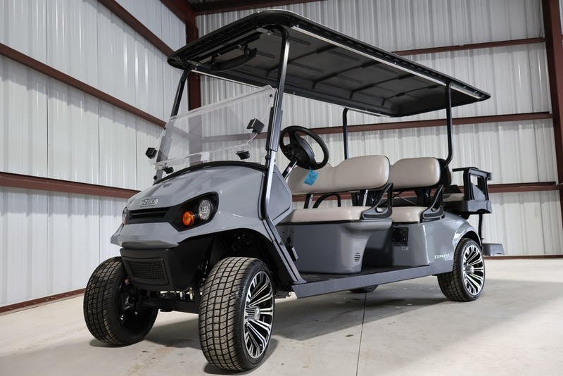 2026 E-Z-GO Express 6 Touring S - Lithium - Image 6