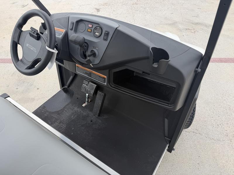 2026 CLUB CAR Carryall 300 Electric - Image 3