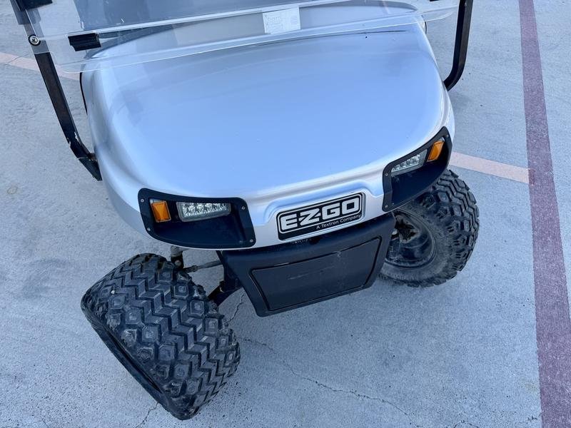 2021 E-Z-GO TXT 48 Volt 4 Passenger - Image 4