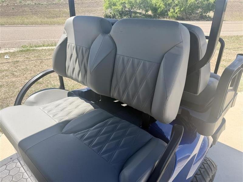 Back 2026 E-Z-GO Express 6 Summit XTL - Lithium - Image 7