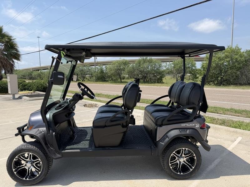2027 CLUB CAR Onward 4 LSV - Lithium - Image 8