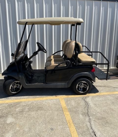 2004 CLUB CAR PRECEDENT 4P GOLF CART